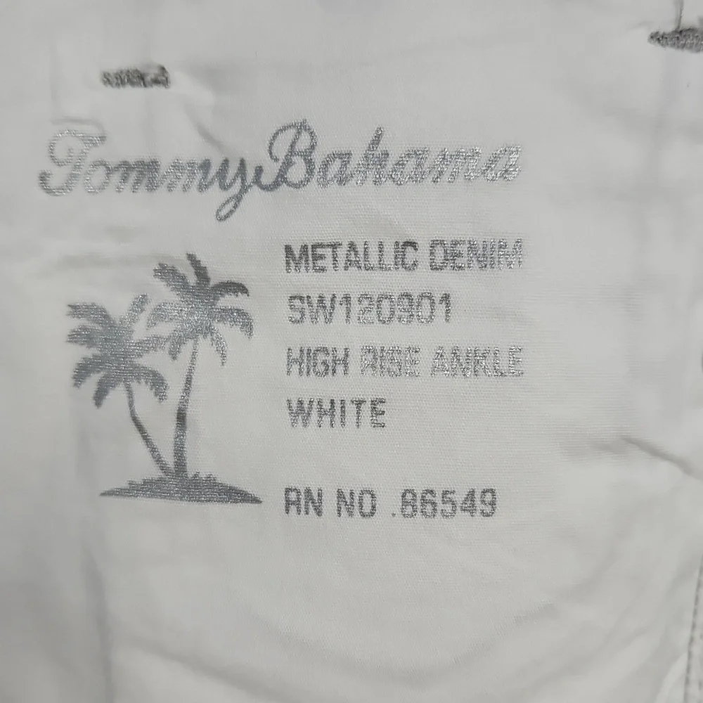 Tommy Bahama Metallic High Rise Ankle Denim: Metallic White/Silver: Size- 16 - Picture 6 of 16